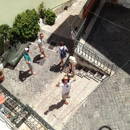 Cozy River View Alfama